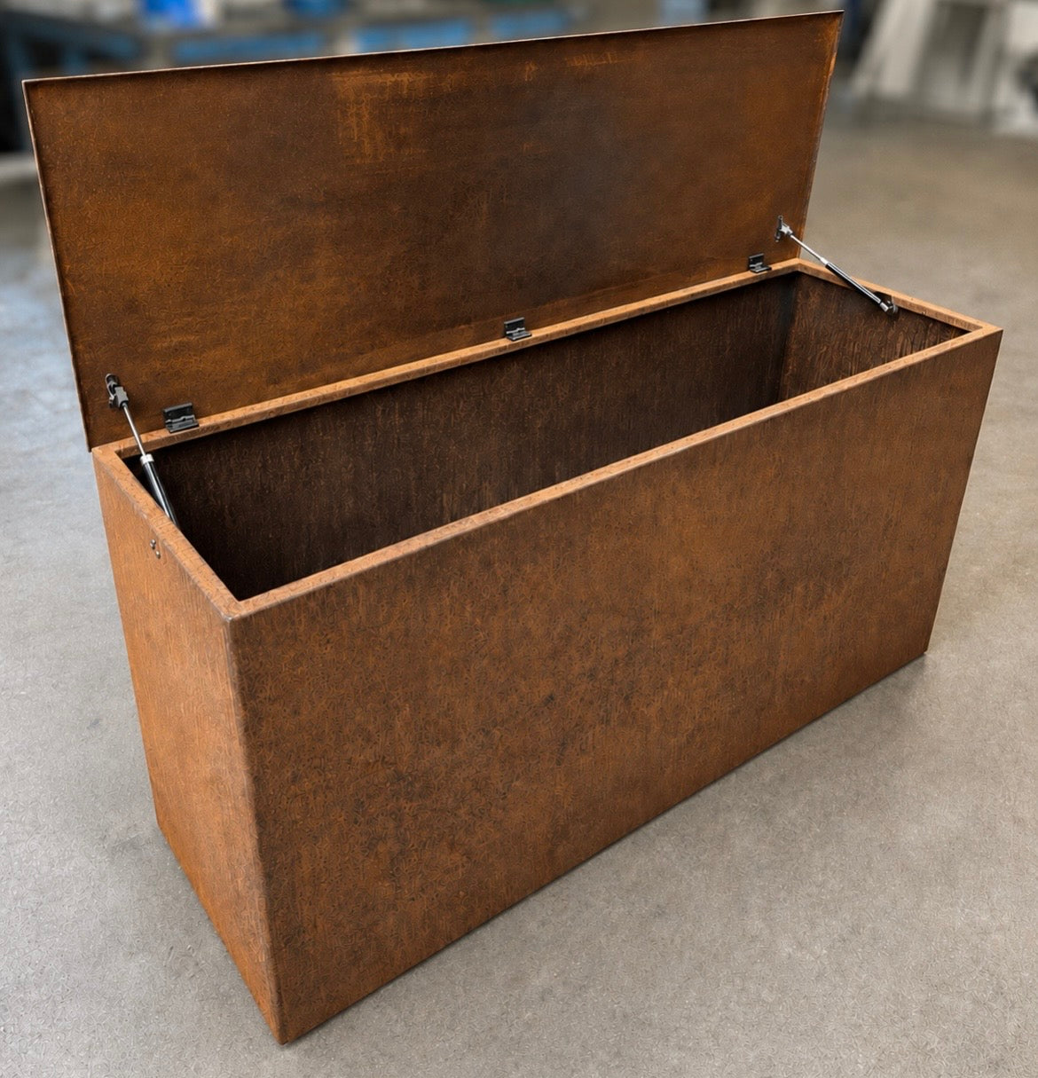 Baule in corten