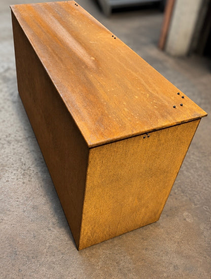 Baule in corten