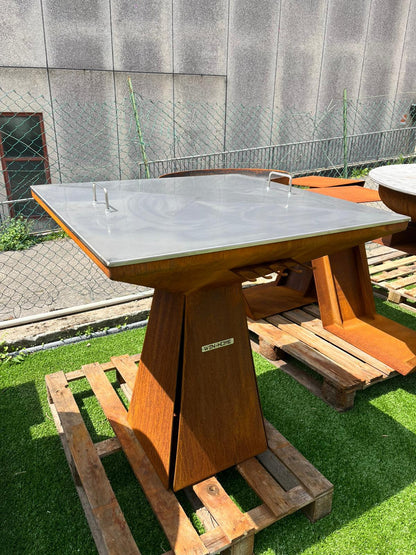 Barbecue Torcia verniciato con piano cottura in acciaio
