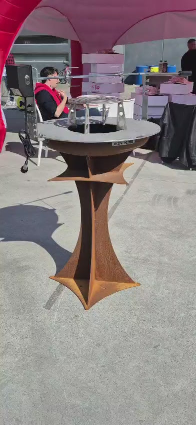 Barbecue Tower in corten con piano cottura INOX
